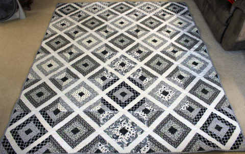 Black and White Diamonds Quilt