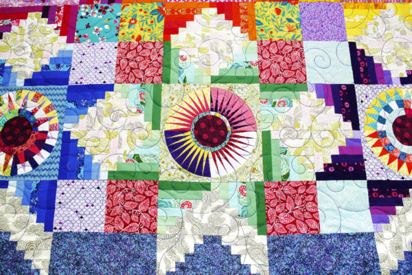 Log Cabin In The Round Quilt