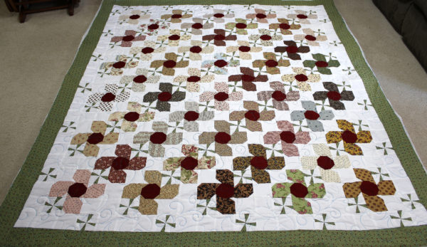 Laverne’s Twirling Flowers Quilt