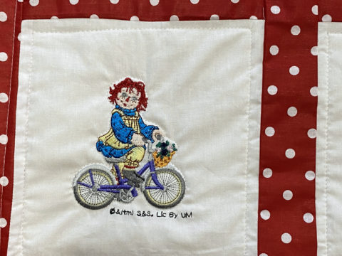 Raggedy Ann and Raggedy Andy Baby Quilt