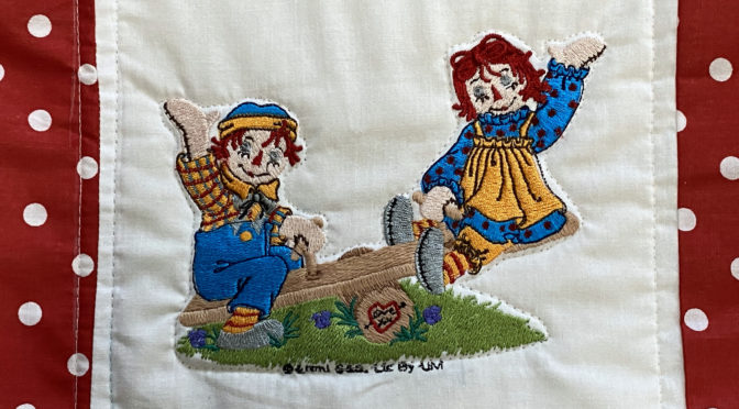 Raggedy Ann and Raggedy Andy Baby Quilt