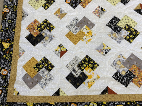 Theresa’s Card Trick Quilt featuring Honey Bees