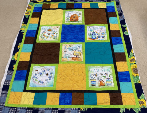 Gennell’s Quilt Bees Throw