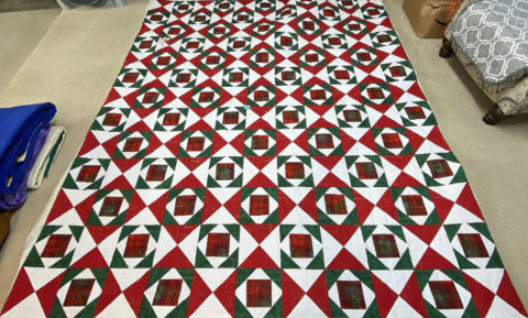 Debra’s Christmas Quilt