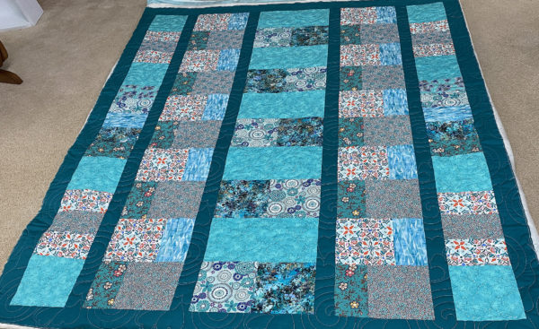 Yvonne’s Teal Delight Quilt