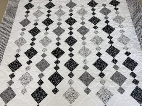 Angela’s Chandelier Diamond Quilt