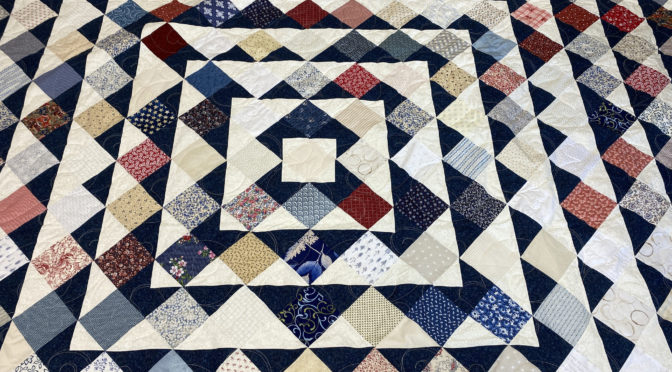 JoAnne’s Squares & Triangles Quilt!