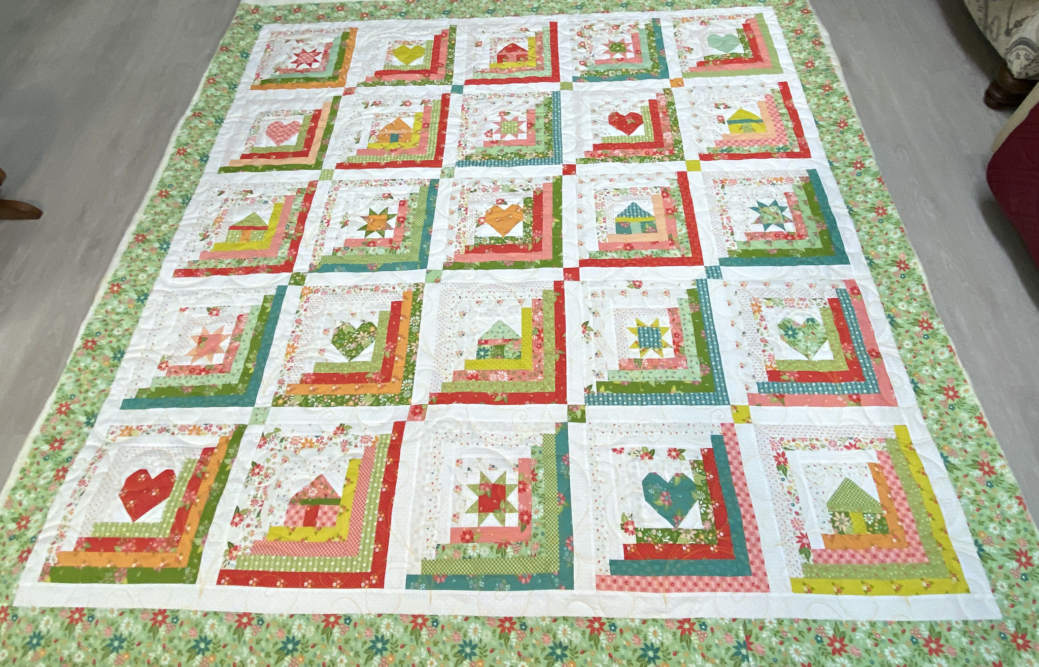 Misty’s Pink Lemonade Log Cabin Quilt