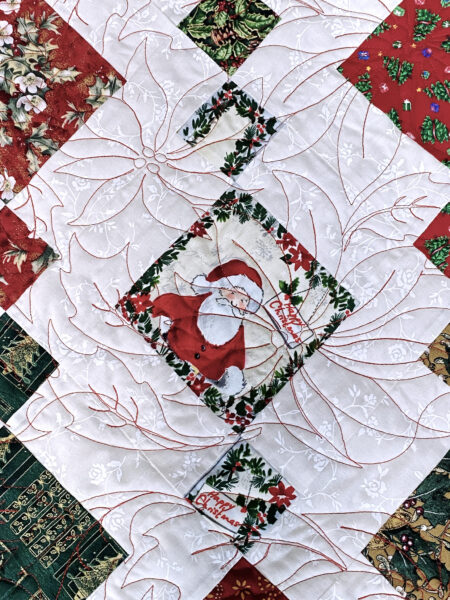 Mary’s Christmas Chandelier Quilt