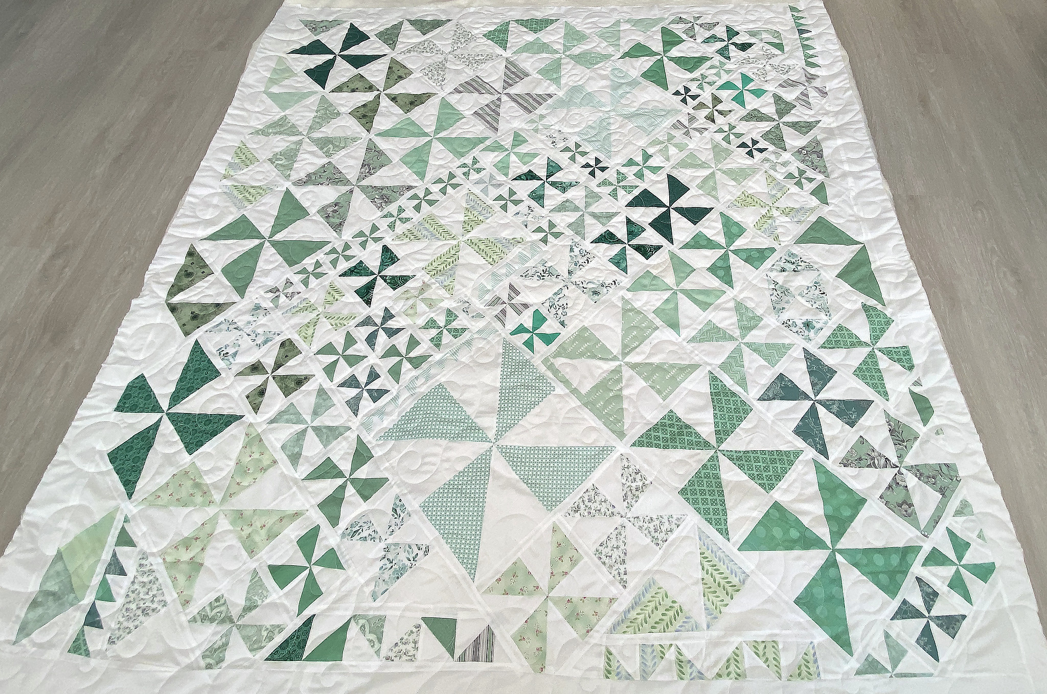 JoAnne’s Green Pinwheels Quilt