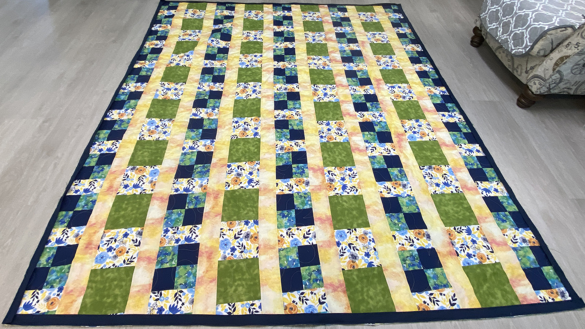 Bright and Beautiful Flowers Quilt by Cheryl